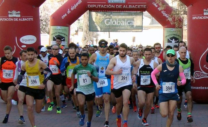 Jesús Ángel Rodríguez ganó ‘en casa’ la Carrera Popular de Elche de la Sierra