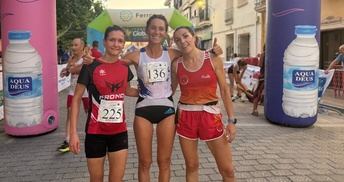 Mª Ángeles Magán y Mª Carmen Risueño protagonizan un emocionante duelo en la meta