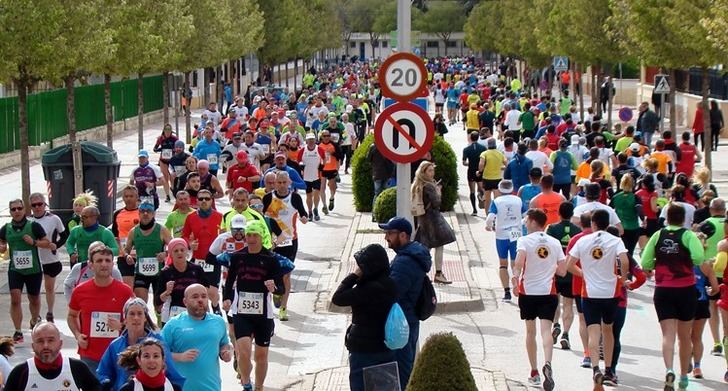 María José de Toro y Severino Felipe se hicieron con el triunfo en la Media Maratón de La Roda