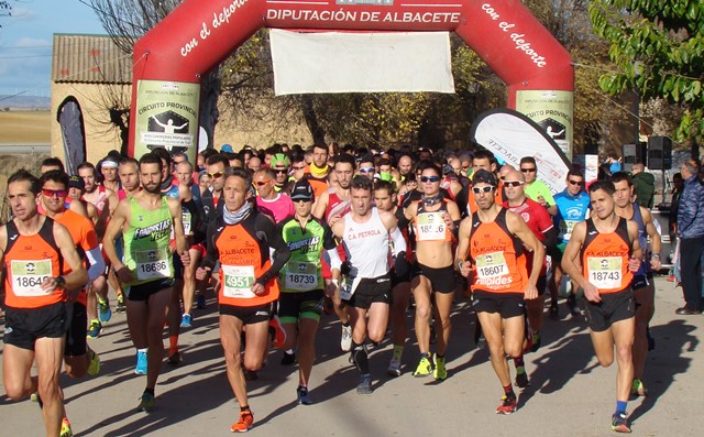 Laura Villar y Severino Felipe ganan la VII Carrera Popular Laguna de Pétrola