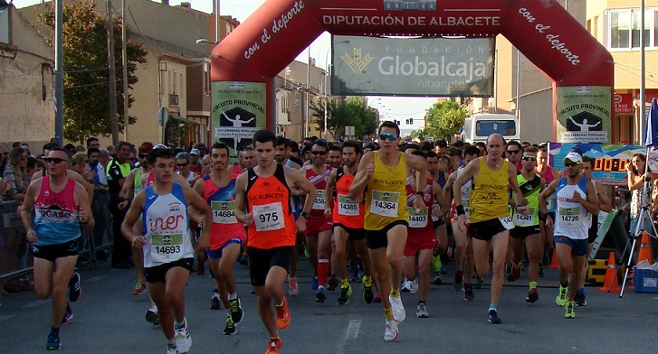 Eva Moreno y Miguel Ángel Torrecilla fueron los ganadores de la Carrera Popular de Pozo Cañada