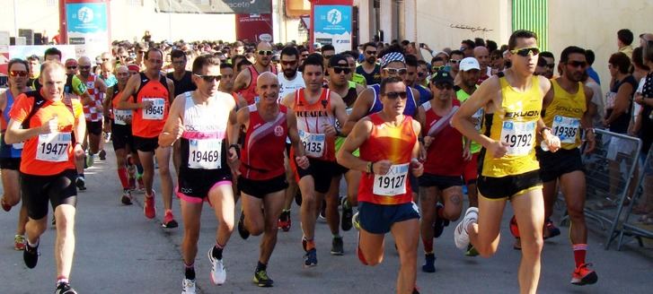 María Ángeles Magán y Miguel Ángel Torrecilla se impusieron en la Carrera Popular de La Gineta