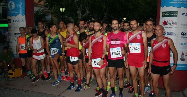 Mari Ángeles Magán y Jesús Muñoz ganaron la carrera nocturna de Mahora