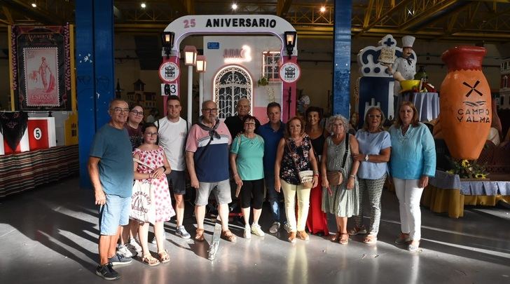 60 carrozas y 150 asociaciones participarán en el desfile inaugural de la Feria de Albacete