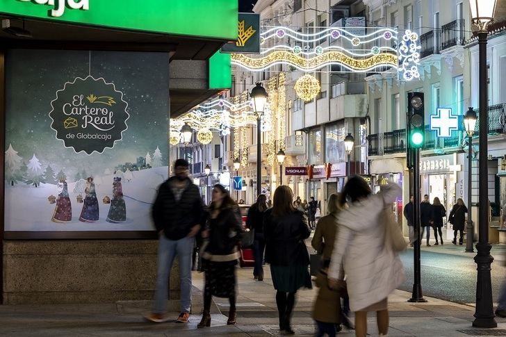 Los niños de Albacete envían sus cartas al Cartero Real para recibir sus regalos