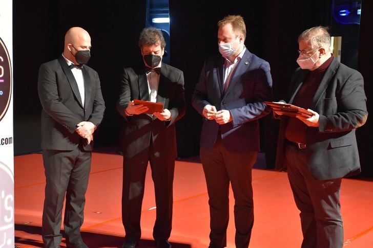 El Teatro Circo de Albacete sirvió de escenario para la entrega de la distinción ‘Sancho Panza’ al grupo Les Luthiers