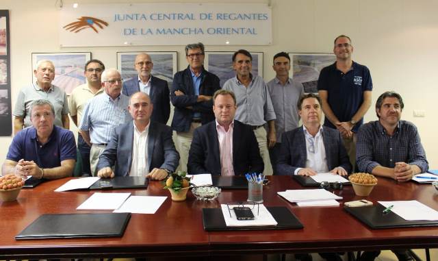 El alcalde de Albacete toma posesión de su cargo de vocal en la Junta Central de Regantes de la Mancha Oriental (JCRMO)