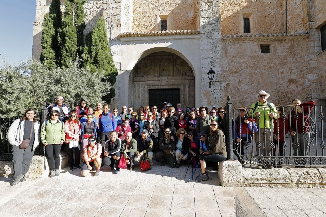 Casas de Ves deslumbró el pasado sábado con la ruta senderista de la Diputación
