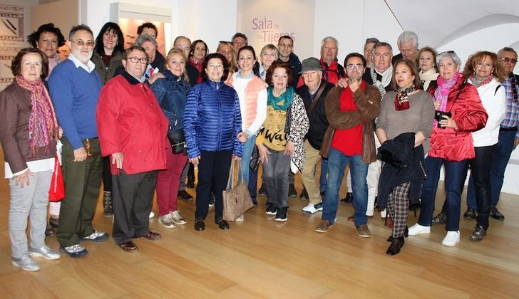 La Casa de Castilla-La Mancha en Sevilla conoce la seña de identidad de Albacete, su cuchillería