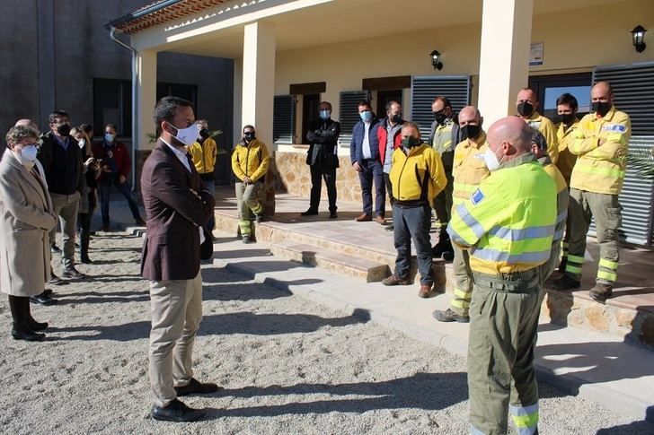 La Junta invierte 169.000 euros para reforzar la base del retén contra incendios de Casas de Ves (Albacete)
