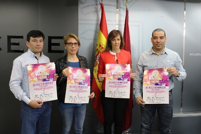 La Caseta de los Jardinillos y la plaza de la Catedral albergarán actividades con motivo de la VII Feria de las Culturas de Albacete