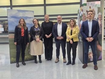 La UCLM conmemora 40 años de colaboración con la UE en una exposición innovadora