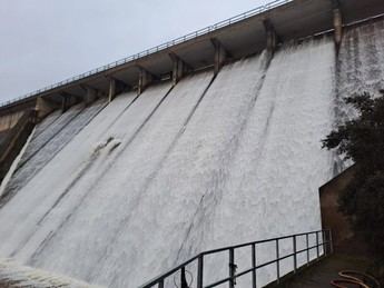 La presa de Torre de Abraham en Ciudad Real comienza a aliviar agua tras 13 años