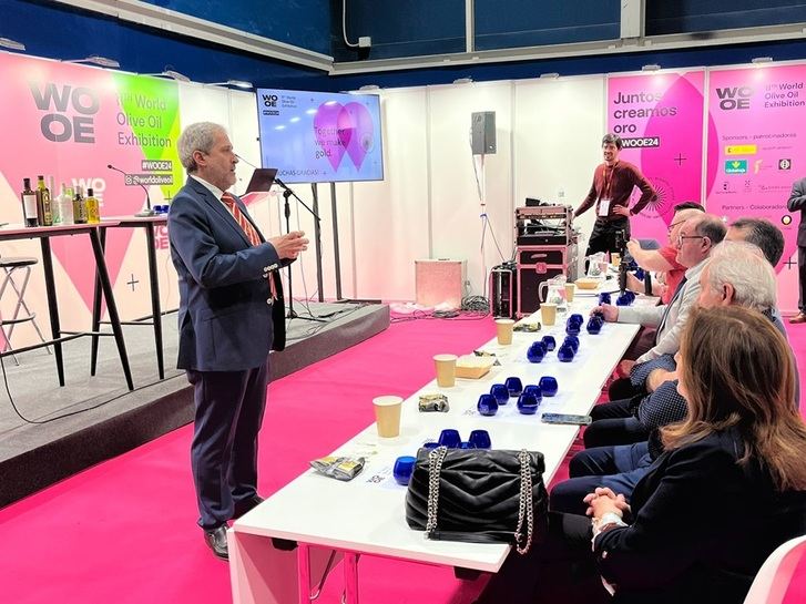 La cata de aceites de Albacete en la WOOE cuelga el cartel de 'completo'