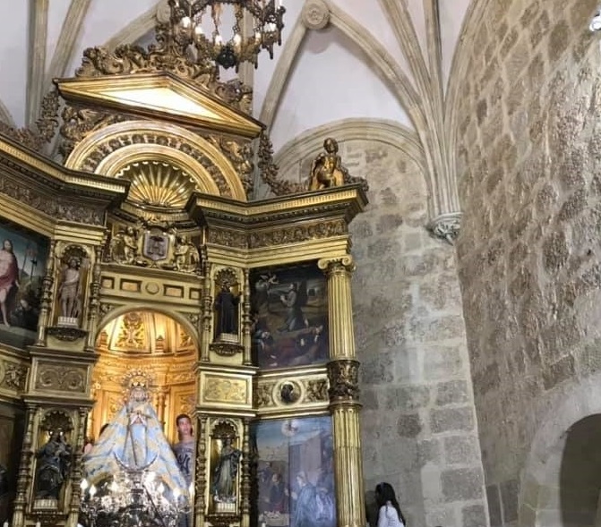 El pintor Roberto Fernández donará su última obra al futuro Museo de la Virgen de los Llanos de Albacete