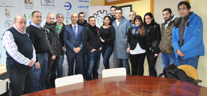 Entregados los diplomas del curso de formación de auxiliar de la Escuela de Cuchillería