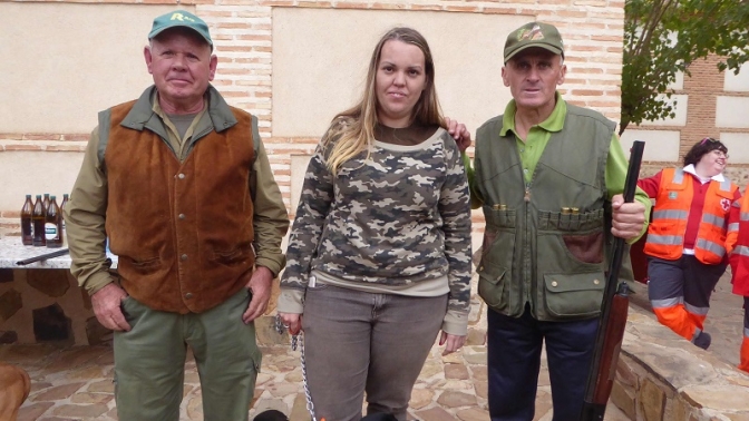 El albaceteño Leonardo Requena, hijo del que fuera campeón de España, gana el autonómico de caza menor con perro