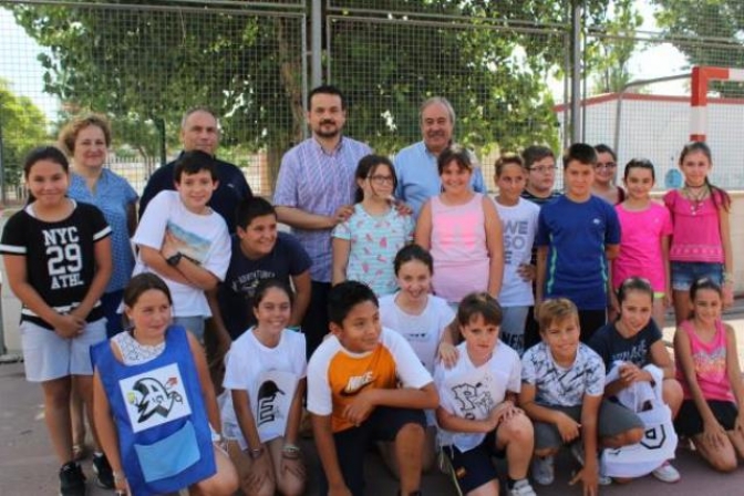 Un centro educativo de Almansa y otro de Miguelturra premiados por ser los más activos en hábitos saludables