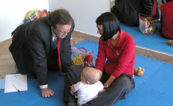 Casi 4.000 niños de 0 a 6 años reciben atención en los Centros de Atención Temprana de Castilla-La Mancha