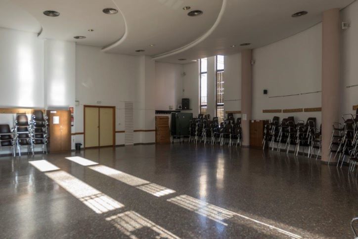 El Ayuntamiento de Albacete mejorará la acústica de la Sala Polivalente del Centro de Santa Teresa 