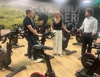 El alcalde destaca la inauguración del centro Enjoy como un impulso a los estilos de vida saludables en Albacete