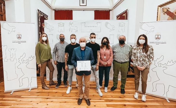 Chinchilla presenta la nueva imagen de la identidad corporativa del Ayuntamiento