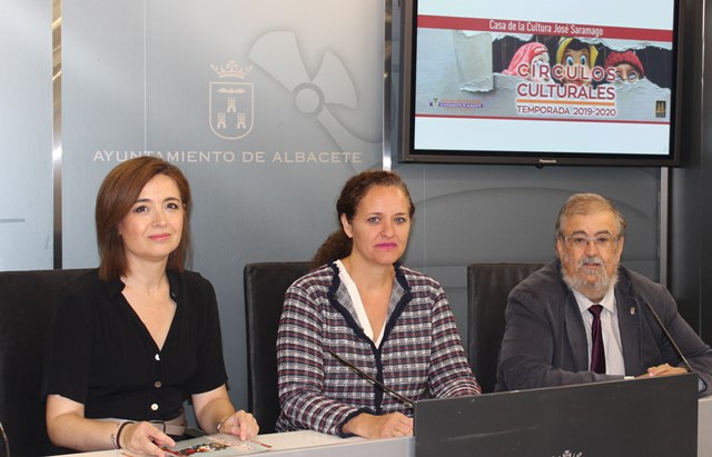 Presentados en el Ayuntamiento de Albacete los próximos 27 espectáculos culturales de teatro, danza o lírica