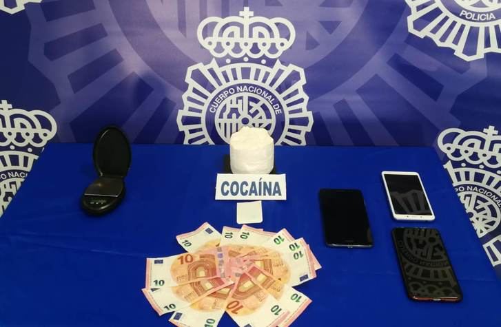 Tres detenidos en Albacete que vendían droga utilizando como ‘tapadera’ un local comercial