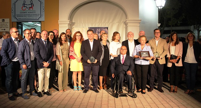 El Ayuntamiento de Albacete recibió el premio de Cocemfe por la accesibilidad de la ciudad