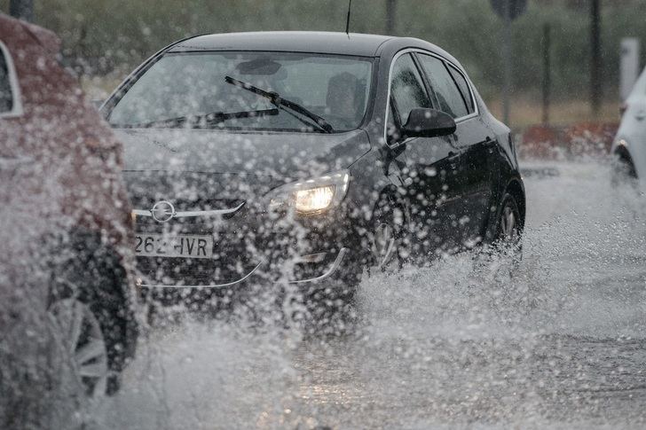 Las lluvias y tormentas ponen en riesgo a siete provincias del este peninsular, Albacete entre ellas