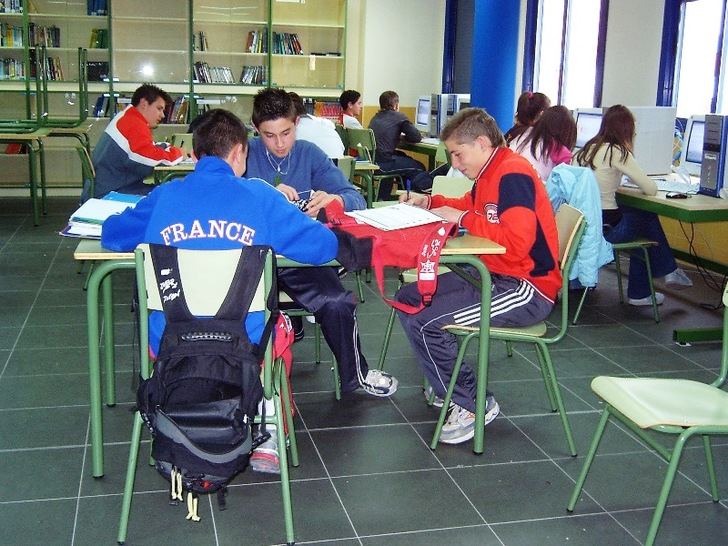 DOCM publica los aspirantes que han adquirido nuevas especialidades en los Cuerpos de Profesores de Secundaria y FP