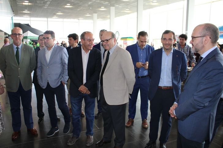La Junta de Castilla-La Mancha destaca la contribución de empresas familiares al tejido industrial