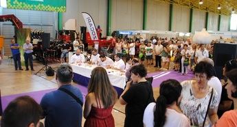 El Concurso Nacional de Cocina Ajo Morado de Las Pedroñeras, que se celebrará el 31 de julio, tiene una gran repercusión entre los profesionales.