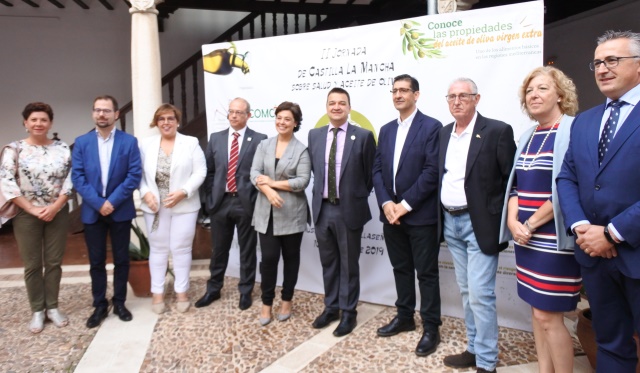 La Junta de Castilla-La Mancha defiende el valor del aceite de oliva como sinónimo de salud