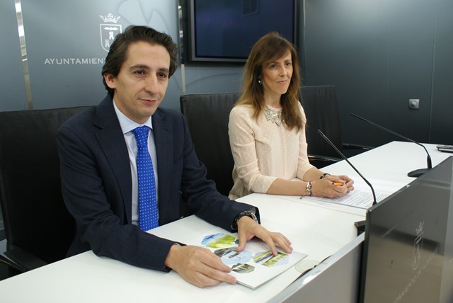 Aguas de Albacete y el Ayuntamiento firman un convenio de 172.000 euros para familias en situación de vulnerabilidad