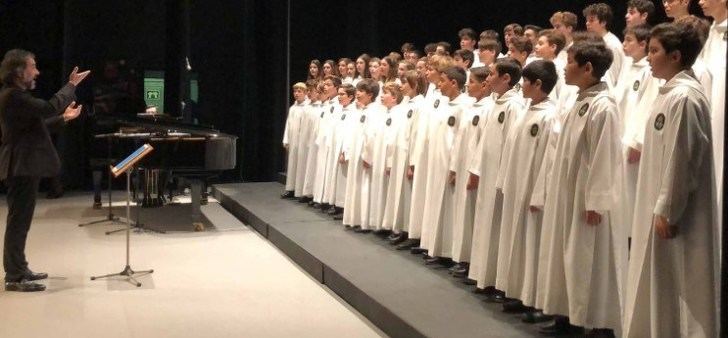 El coro Misterio d’Elx actúa este sábado en la iglesia de Ayna (Albacete)