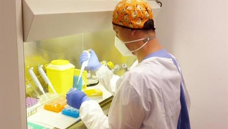 893 nuevos casos de coronavirus el fin de semana en Castilla-La Mancha, con 5 fallecidos y 157 pacientes en cama