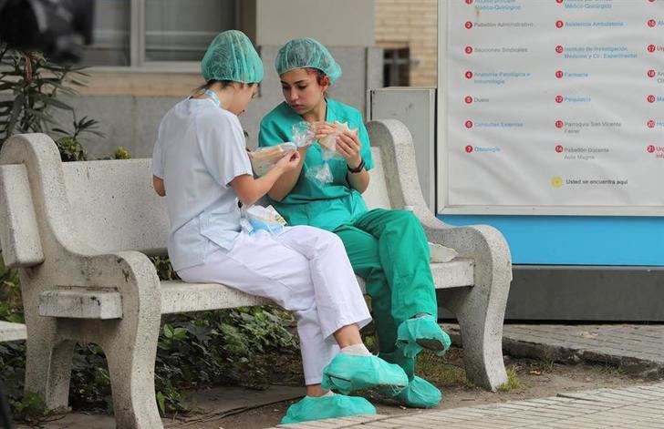 Personal sanitario, héroes y heroínas de cada día.