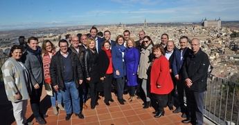 Cospedal afirma que no hizo recortes en el Gobierno de Castilla-La Mancha porque 