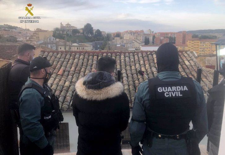 La Guardia Civil de Cuenca desarticula un grupo criminal dedicado al tráfico de drogas y detiene a 17 personas