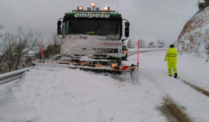 Castilla-La Mancha ya tiene preparado su dispositivo de actuación contra la nieve y el hielo en la red regional de carreteras