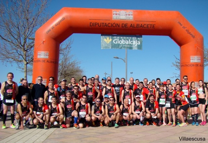 Los atletas de El Pinar-El Conchel dominaron la Media Maratón de Villarrobledo
