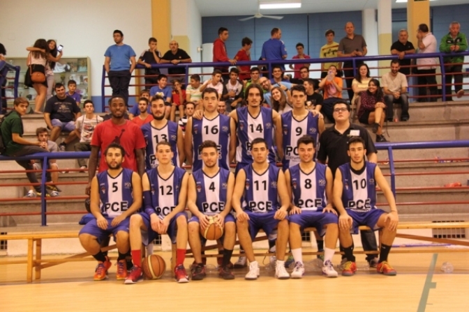 El PCE Instruments Tobarra ganó el derbi en la cancha del Hellín (62-67)