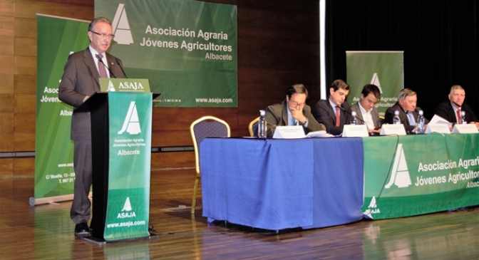 Globalcaja y Asaja Albacete destacan en la asamblea de la asociación la importancia del sector agrario y ganadero