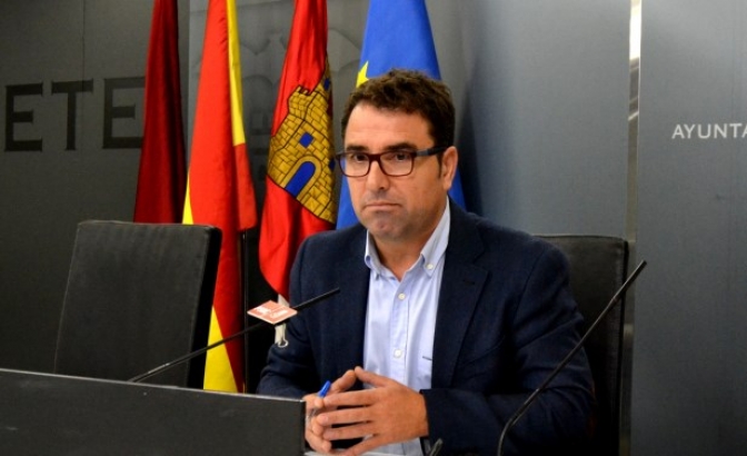 Belinchón (PSOE), que sigue ‘desatado’, critica con dureza al alcalde de Albacete, ahora por Emisalba
