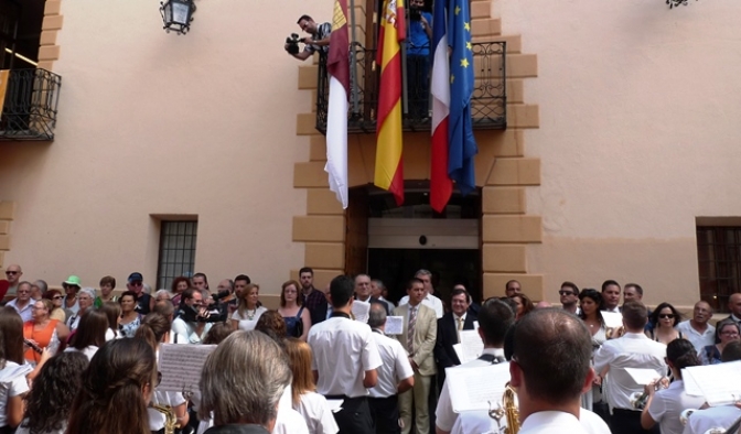 Caudete celebra sus fiestas en honor a la Virgen de Gracia