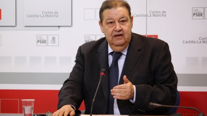 Vaquero (PSOE): ”Primarias abiertas y cuanto antes, sí. Y sustituir a Rubalcaba tras su renuncia, también”