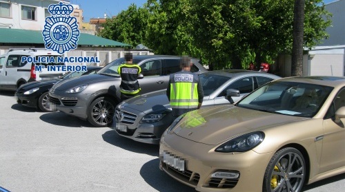 Detenido en Hellín un hombre que causó diversos daños a 32 vehículos y un local de hostelería
