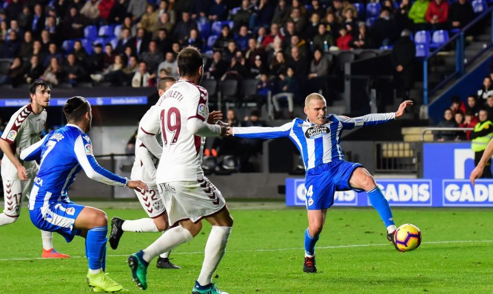 El Albacete Balompié no tuvo su mejor tarde y perdió ante el Deportivo (2-0)