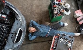 Desguaces en Albacete: ¿por qué son una buena opción para reparar o mejorar un coche?